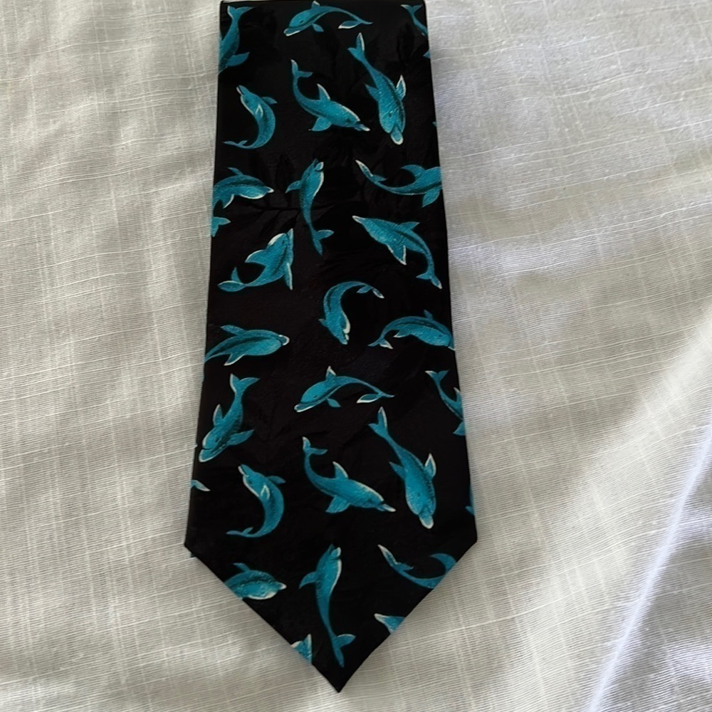 A Rogers Dolphin Tie